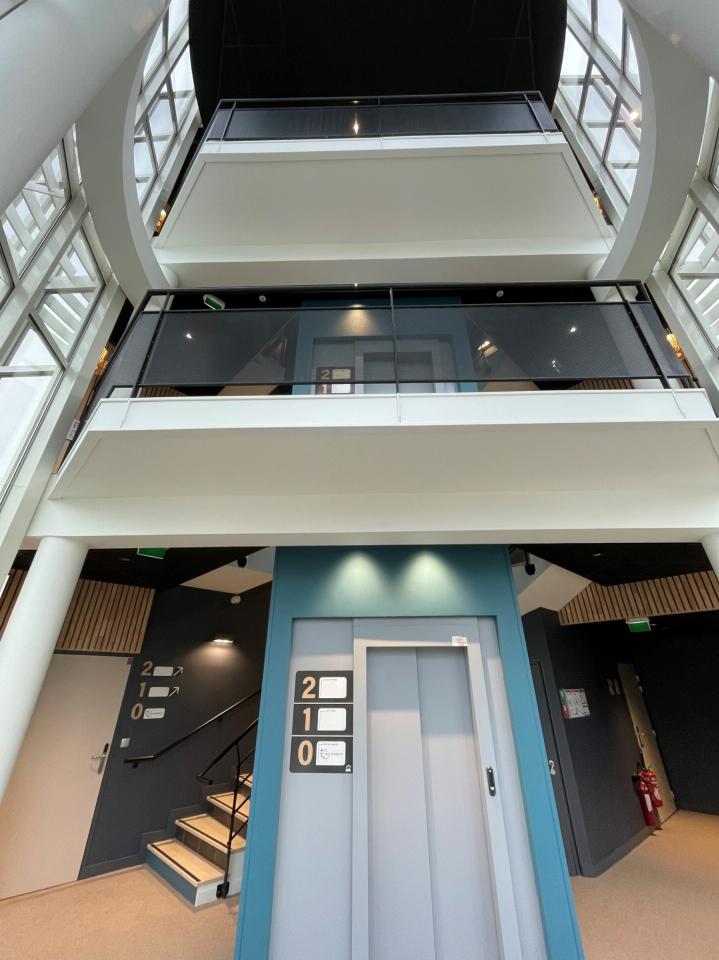 Bureau Carquefou 919m² Vente bureau Carquefou Loire-Atlantique OVBUR2317423 1